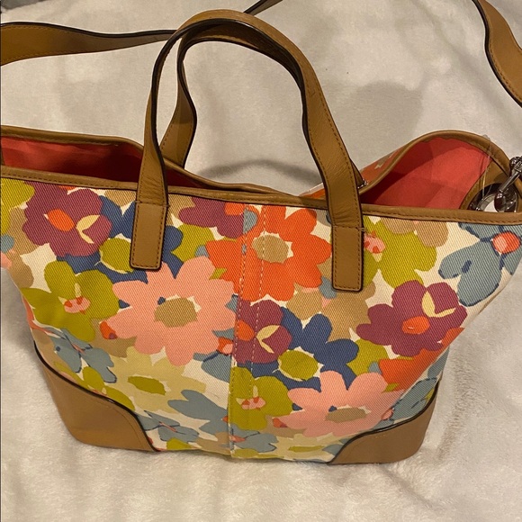 COACH HADLEY FLORAL PRINT DUFFLE - Picture 7 of 14